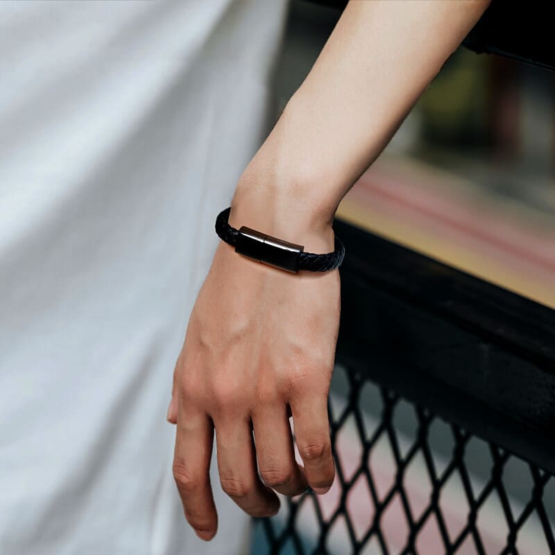 2-In-1 Bracelet Charging Cable