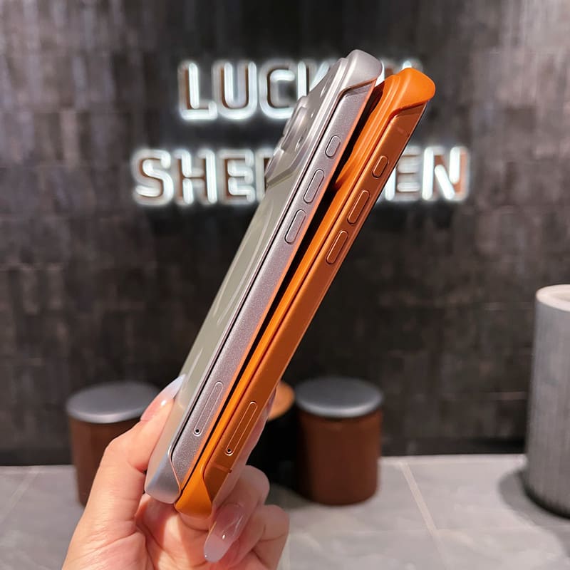 ChubbyArmor Pure - Metal Frameless Magnetic Case for iPhone 17