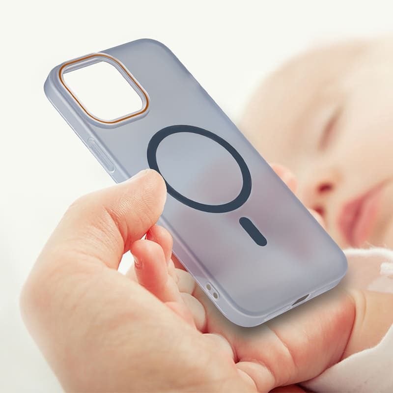 Magnetic Colorblock Slim Matte Case – Soft-Touch iPhone 17