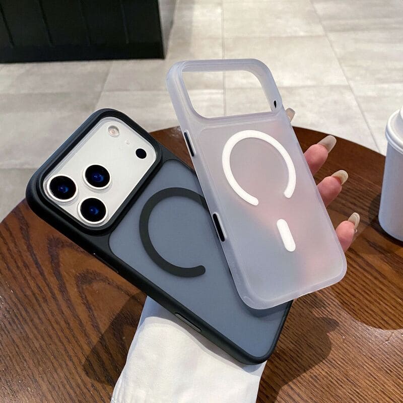 Magnetic Matte-Finish Case for iPhone 17