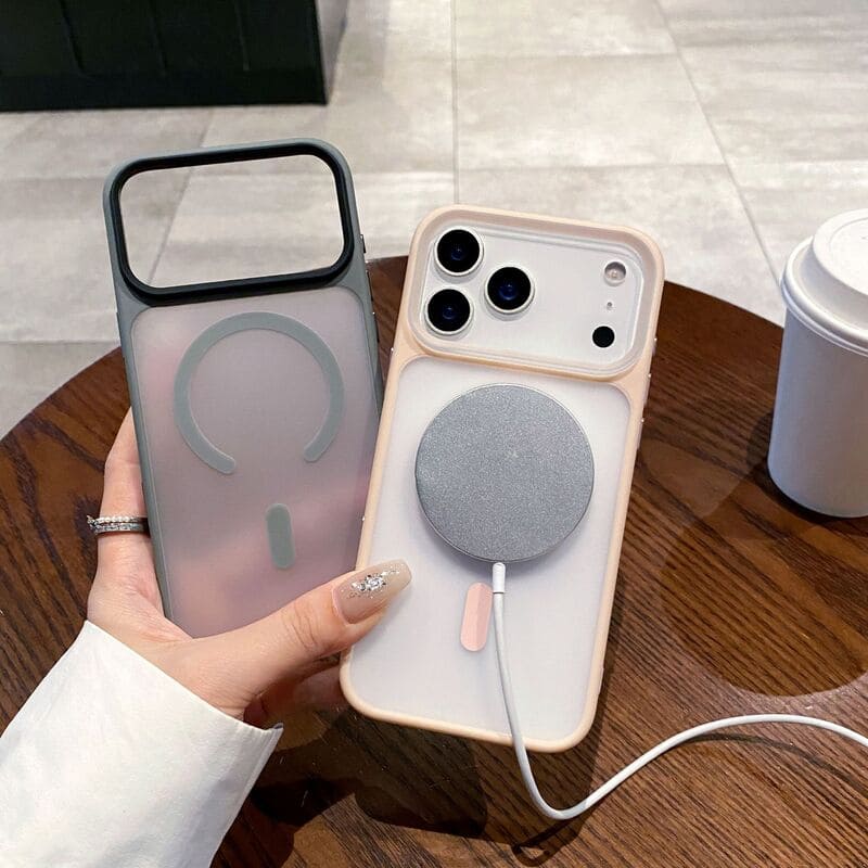 Magnetic Matte-Finish Case for iPhone 17
