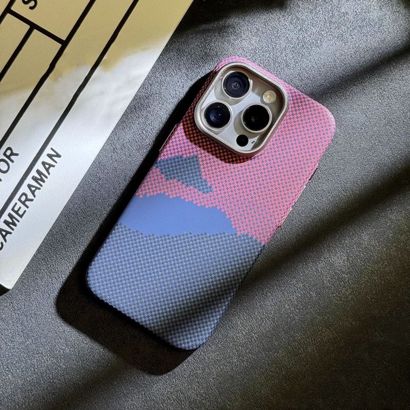 Simple Kevlar Textured MagSafe iPhone Case