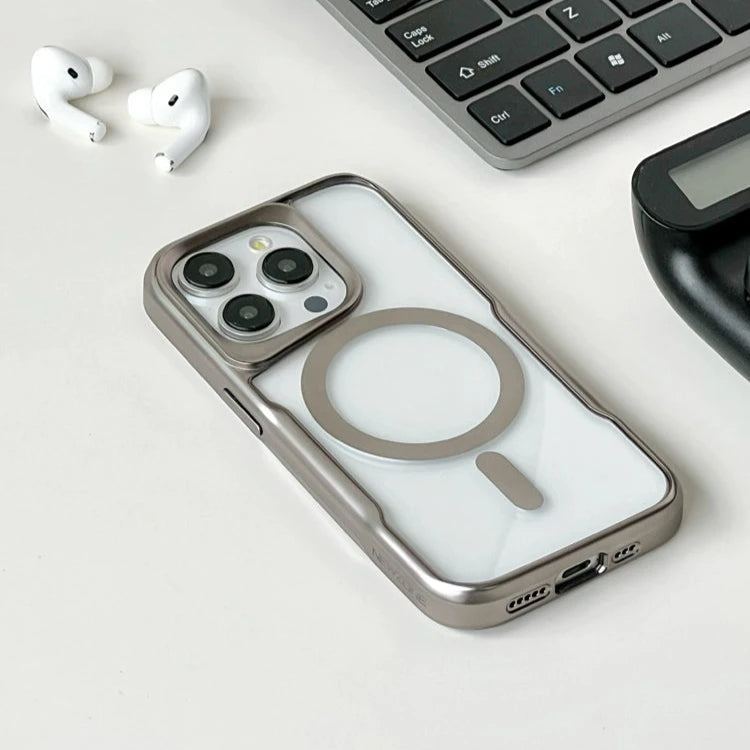 Simple Transparent Magnetic Phone Case for iPhone 16