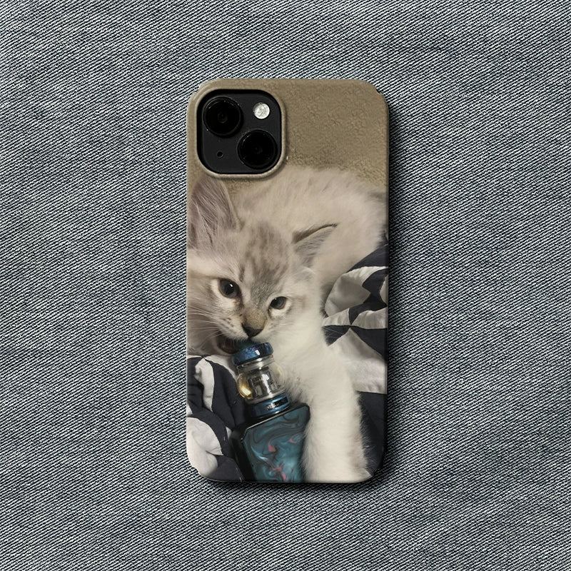 Personalized iPhone Cases: Glossy & Matte Finishes