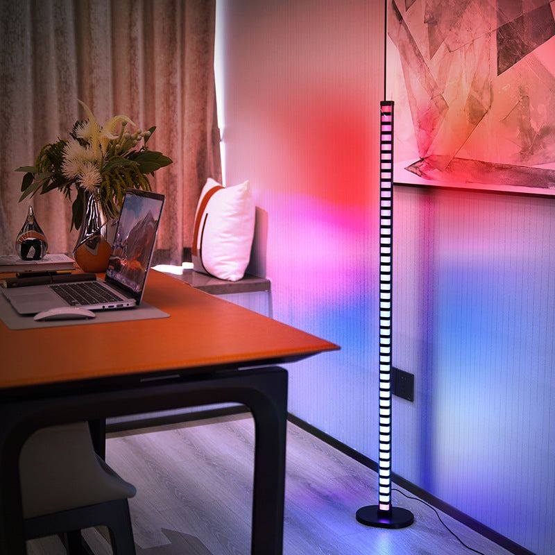 "Vibe" 3D Portable Floor Pickup Lamp 1.2M